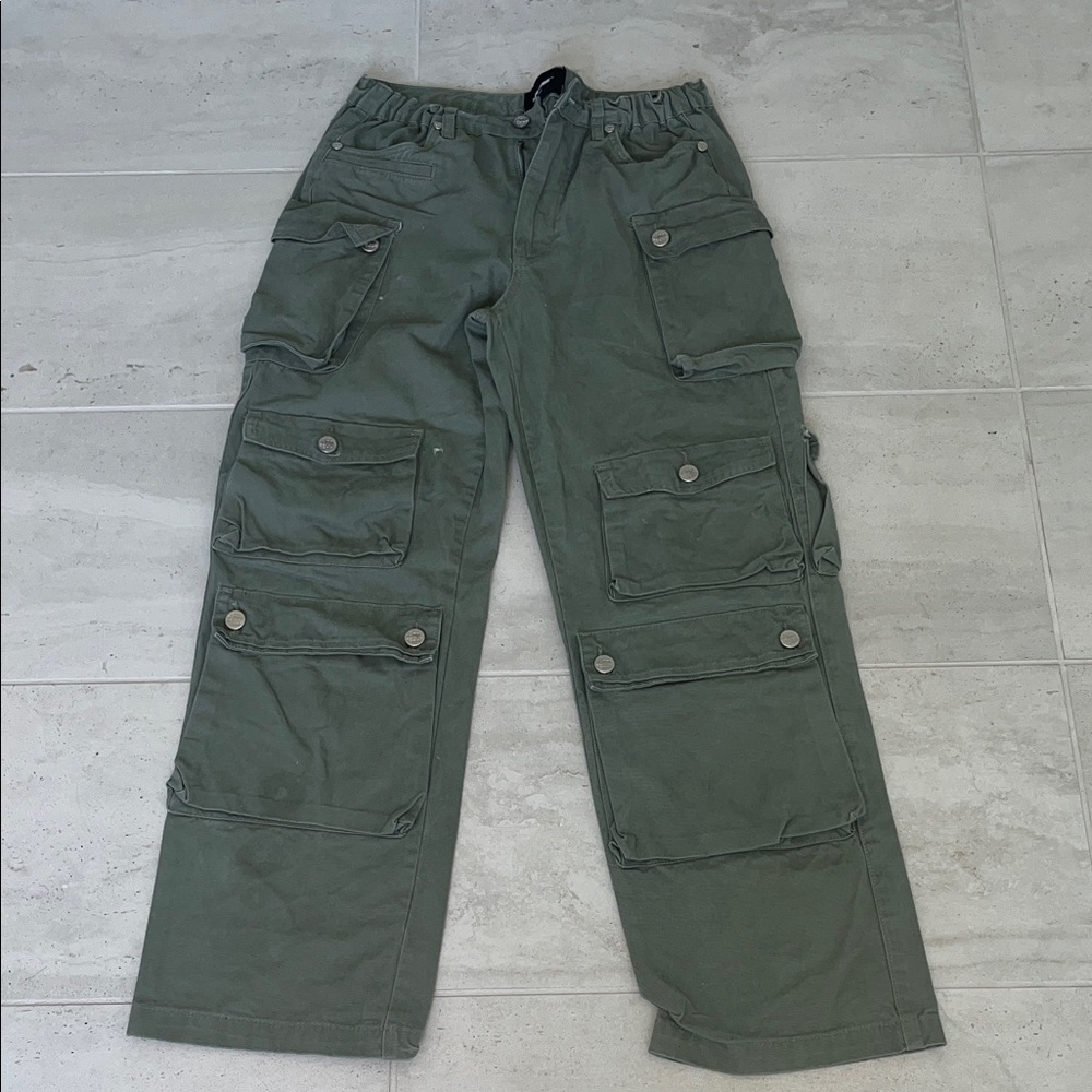 HOMME + FEMME LA
Bourne Cargo Pants In Green Men's Olive Cargo Pants